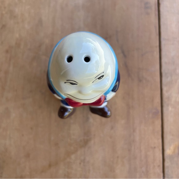 Pier 1 Humpty Dumpty Salt & Pepper Set Sweet! - Picture 3 of 6